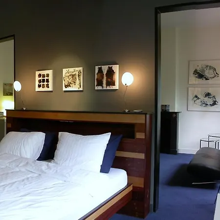 Apartment Kind Of Blue *
